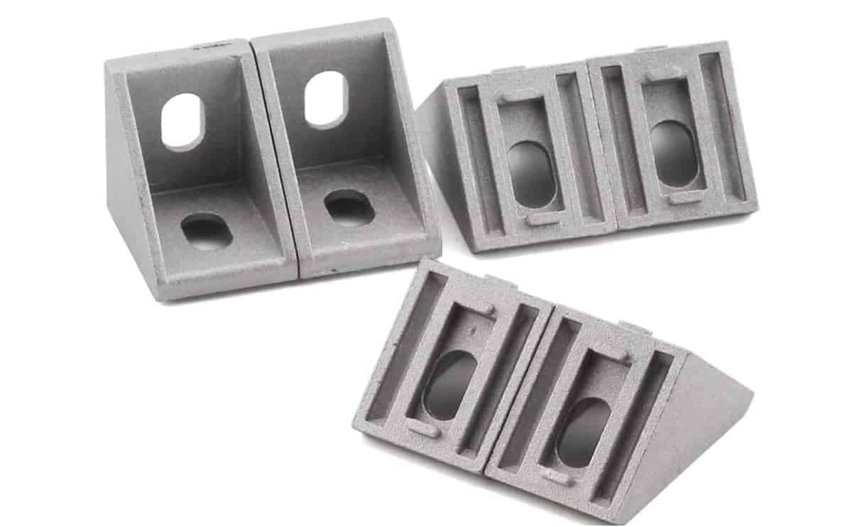 Aluminum profile connectors