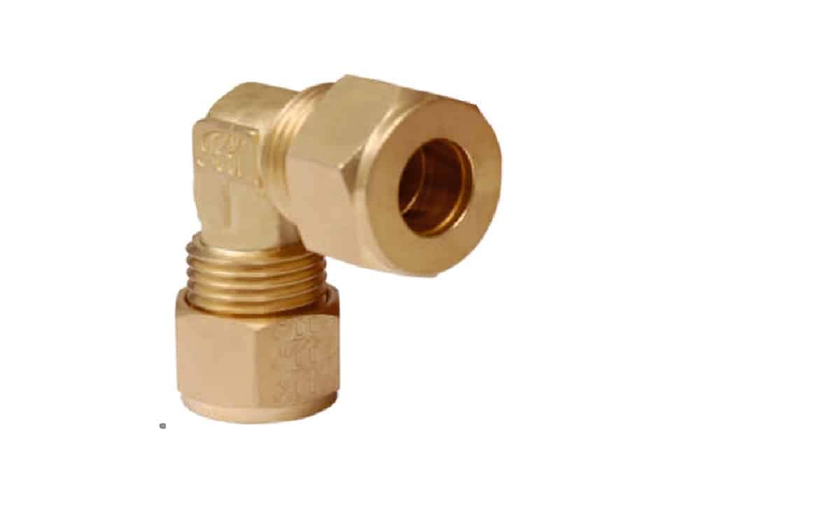 Brass elbow pipe fitting