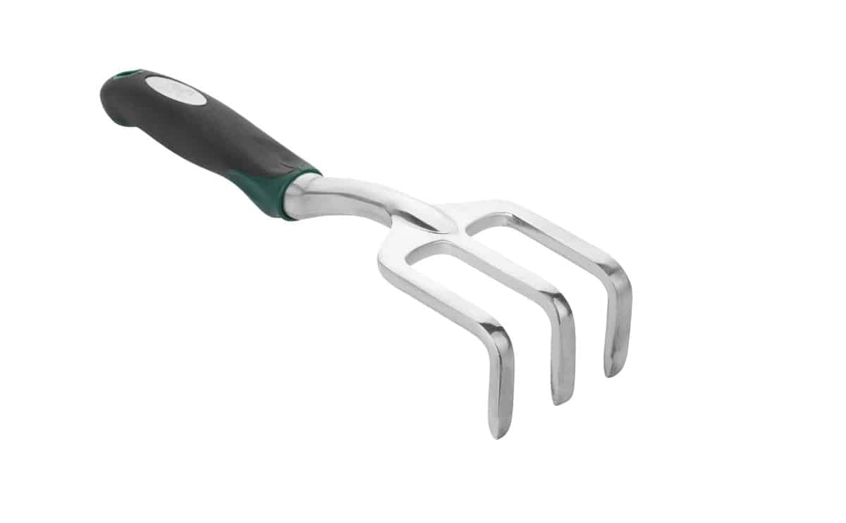 Hand cultivator tool