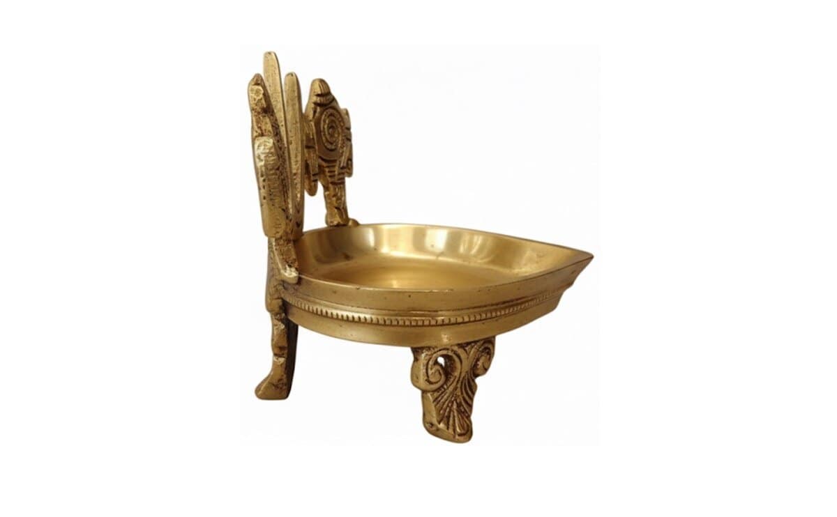 Perumal Namam Diya – 4.5 Inch Traditional Brass Sangu Chakaram Diya for Pooja & Decor - Image 2