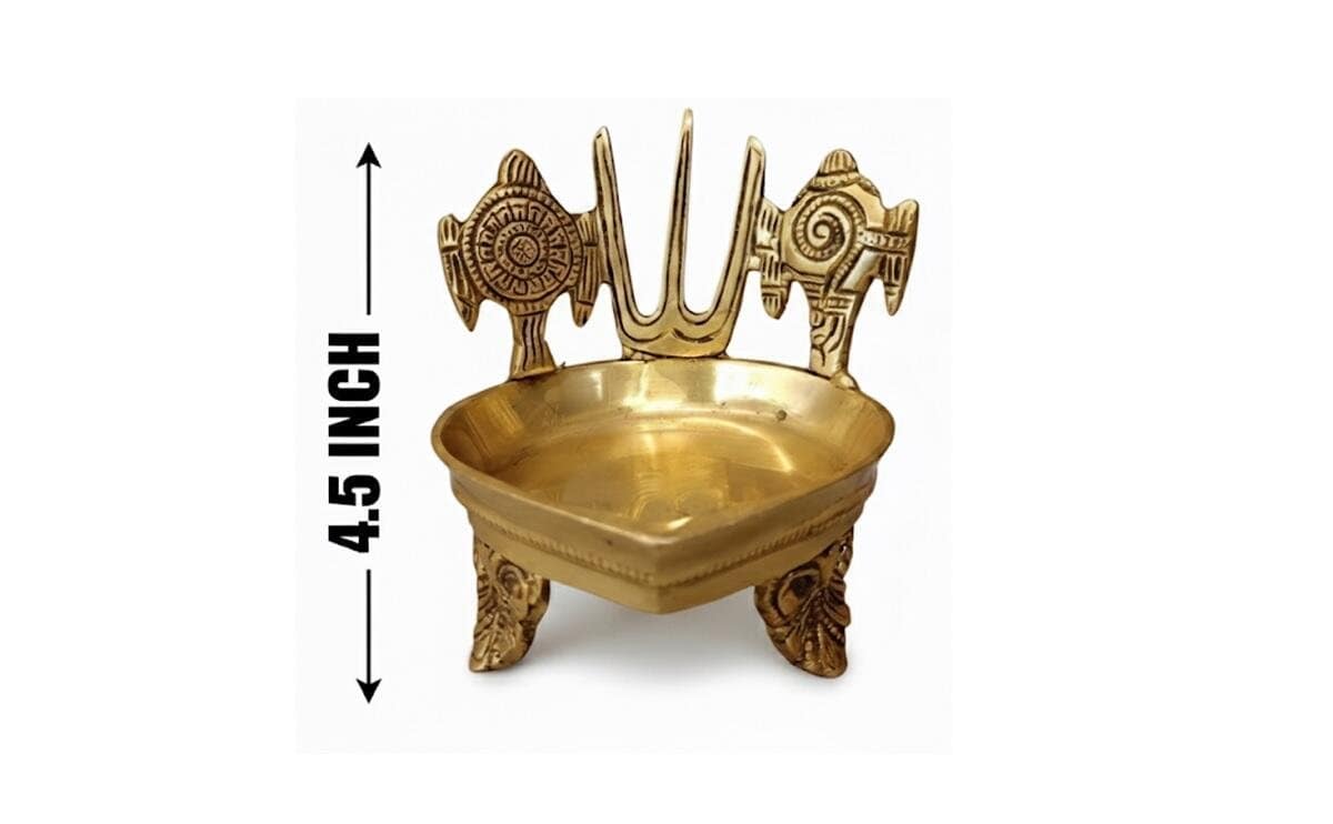 Perumal Namam Diya – 4.5 Inch Traditional Brass Sangu Chakaram Diya for Pooja & Decor - Image 4