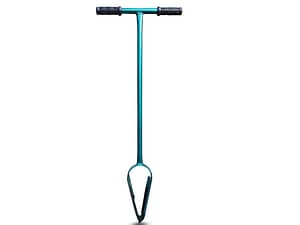 Soil auger garden tool for boring round holes into soil