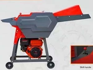Engine chaff cutter
