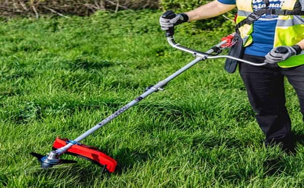 Heavy duty brush cutter 2 stroke 52cc petrol engine bladed brush cutter for agricultural equipment farm tools - Image 3