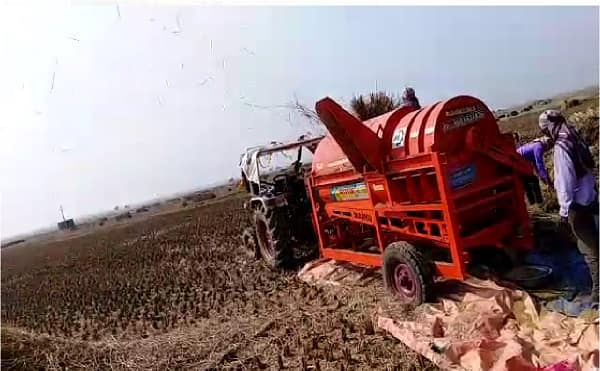 Paddy Rice Thresher Engine / Electric / Tractor operater agricultural machine - Image 2